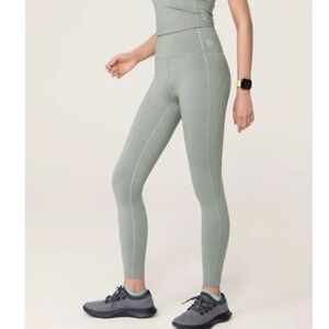 Allbirds Women's High-Waisted Green Leggings